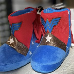 Papucei de casa cizme WONDER WOMEN