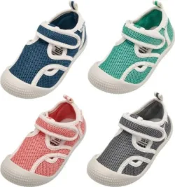 Lightweight slip-in bathing shoe Slip-resistant TPR sole Protects safely from hot sand and sharp stones Lightweight knitted upper Entry aid for easy on and off Also suitable as a slipper Available in four colour combinations