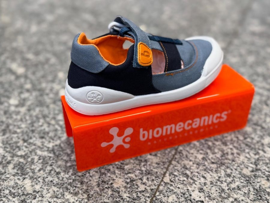 Sandale Biomecanics marimi mari